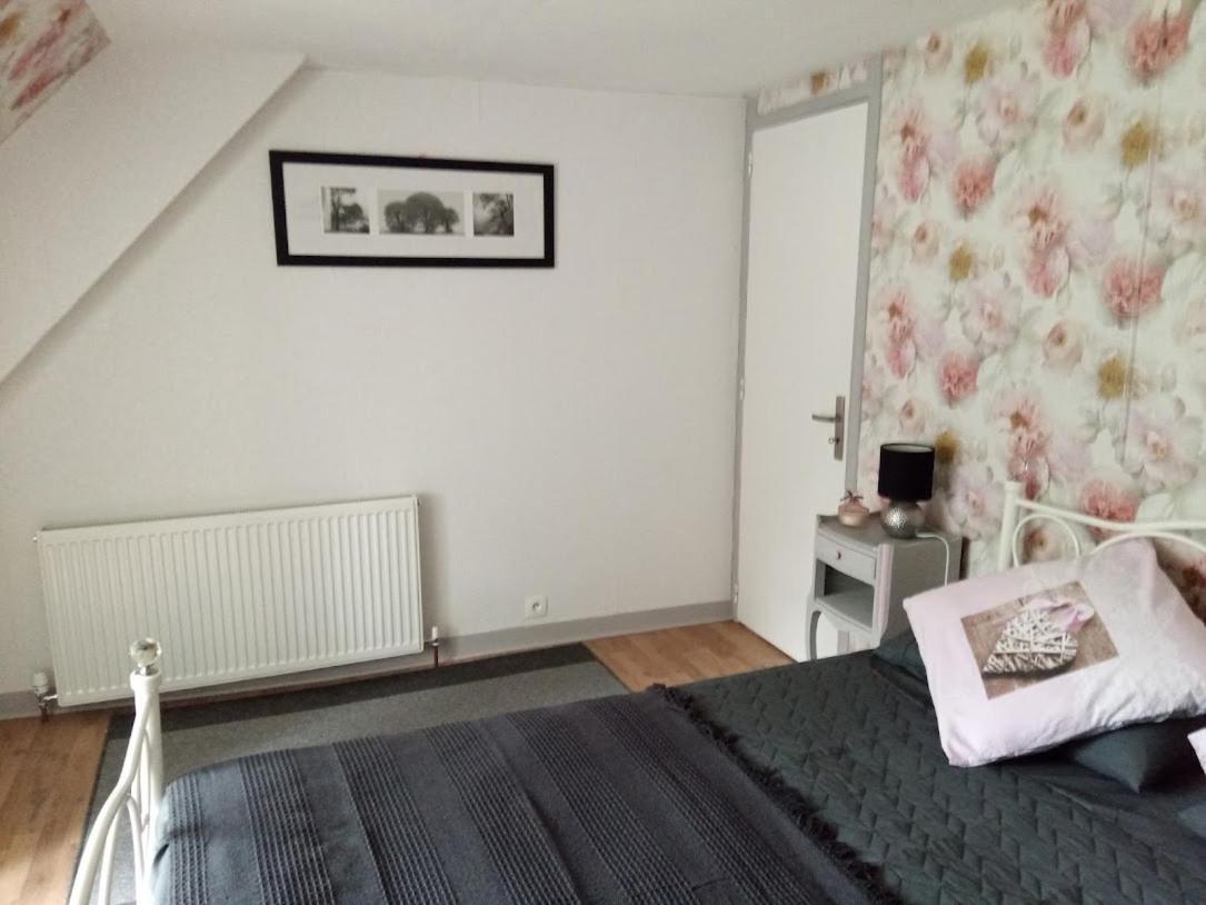 Le Chalange Bed & Breakfast Lapenty Bagian luar foto