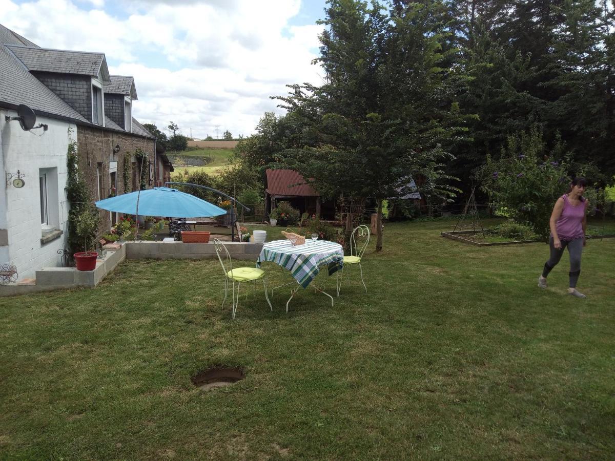 Le Chalange Bed & Breakfast Lapenty Bagian luar foto