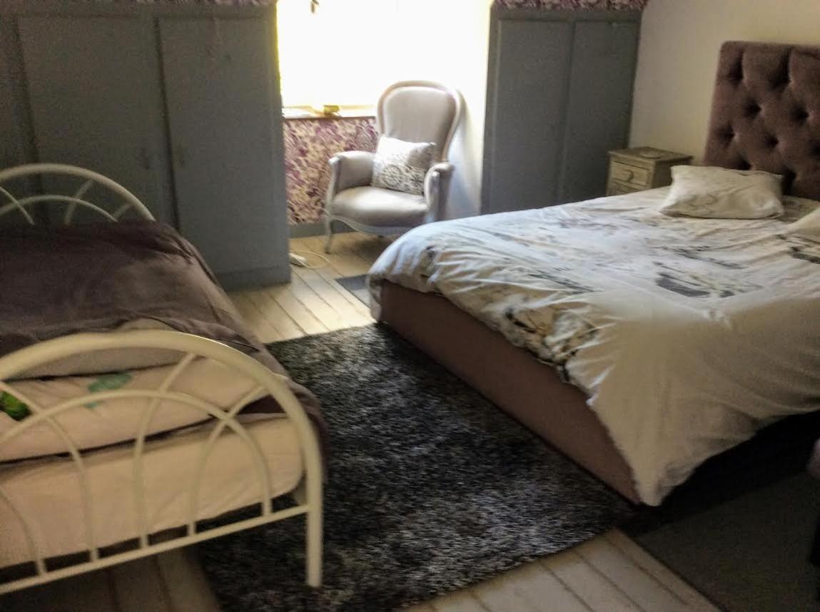 Le Chalange Bed & Breakfast Lapenty Bagian luar foto
