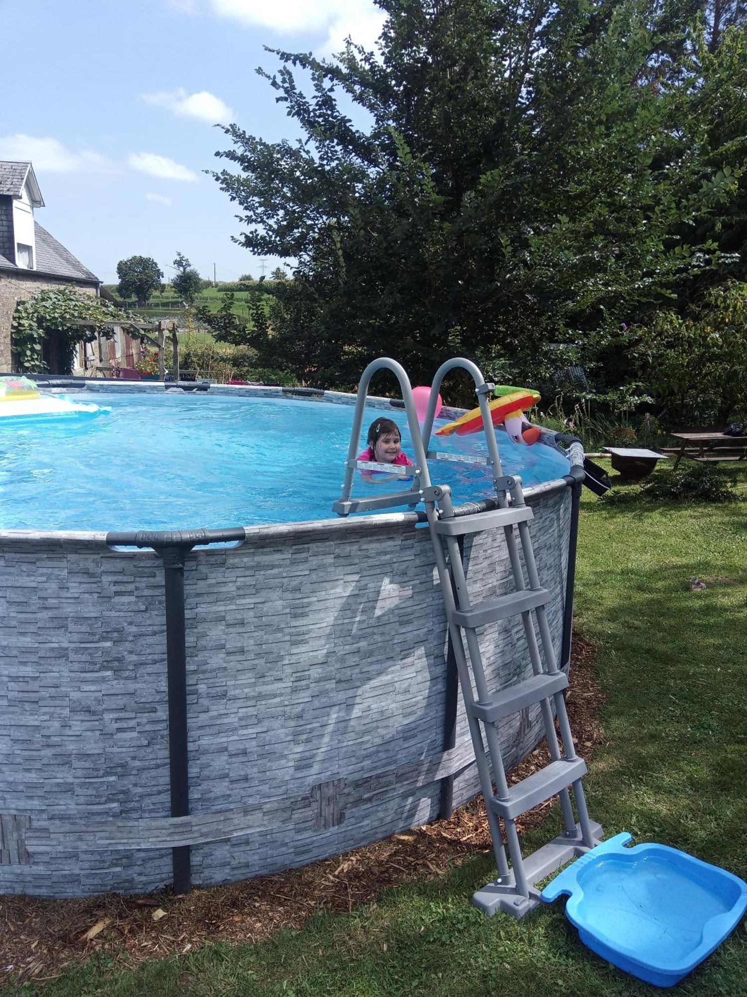 Le Chalange Bed & Breakfast Lapenty Bagian luar foto